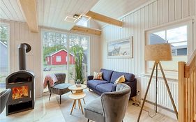 Amazing home in Zerpenschleuse with WiFi&2 Bedrooms