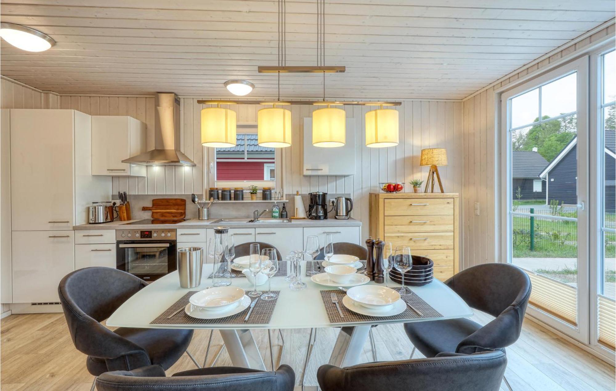 Amazing home in Zerpenschleuse with WiFi&2 Bedrooms Exterior foto