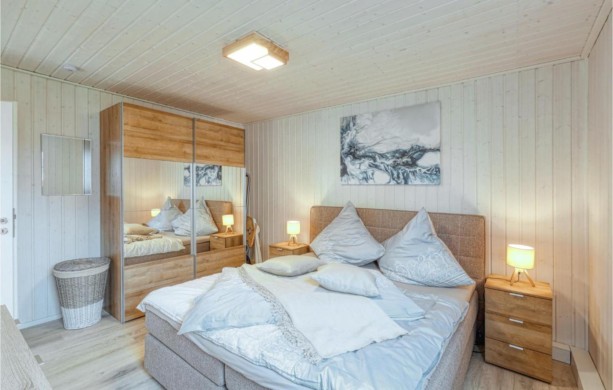 Amazing home in Zerpenschleuse with WiFi&2 Bedrooms Exterior foto